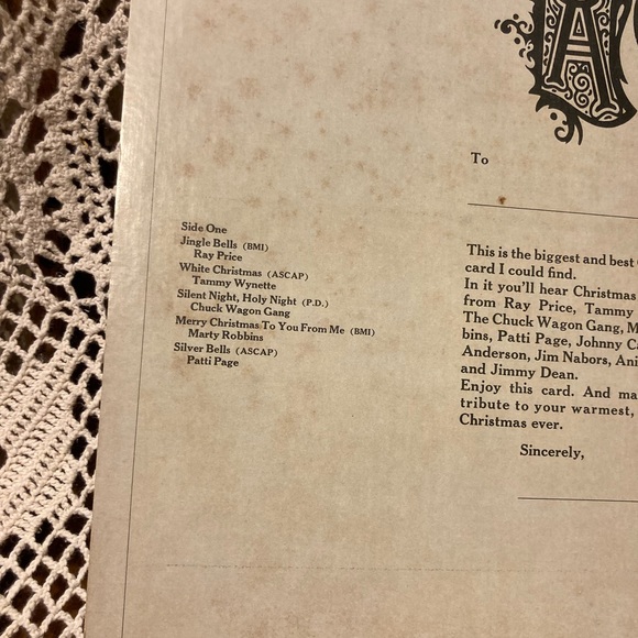 A Country Christmas Card - Vintage Vinyl Holiday LP Album - Great Graphic - Picture 8 of 15